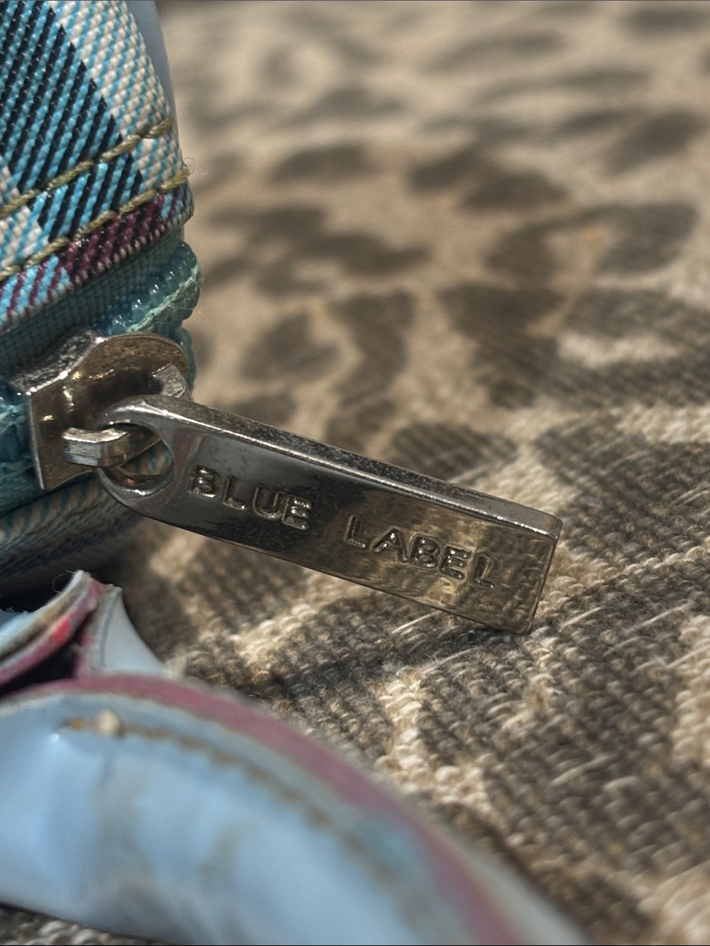 Rare! Burberry blue label mini top handle tartan plaid patent leather handle y2k - Picture 11 of 16